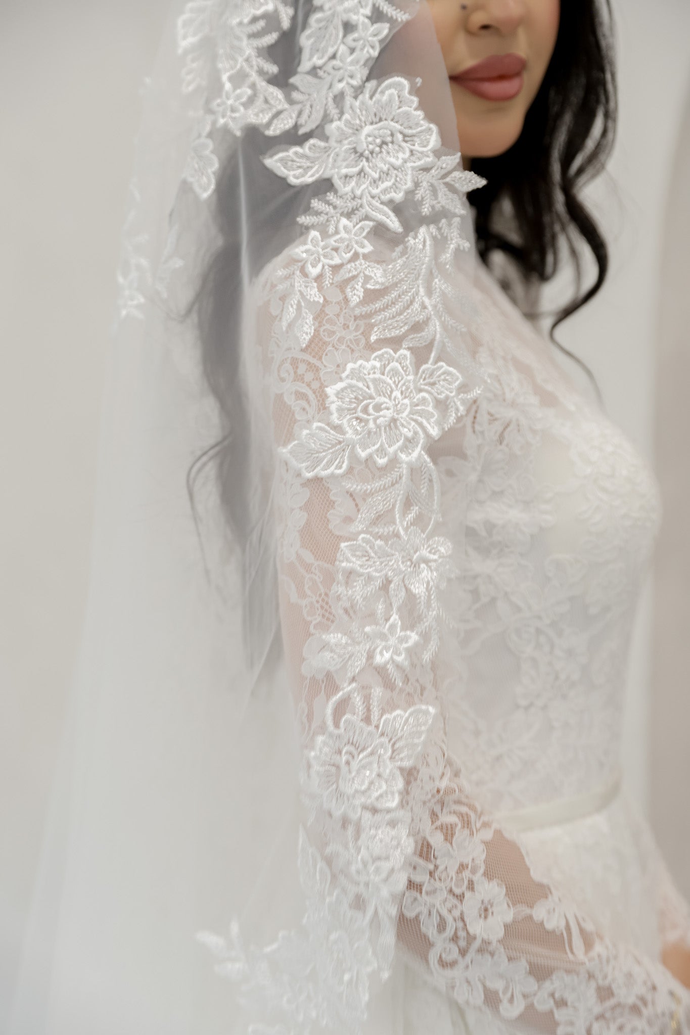 Hazal Veil