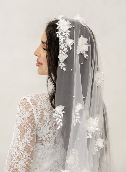 Blossom floral wedding Veil