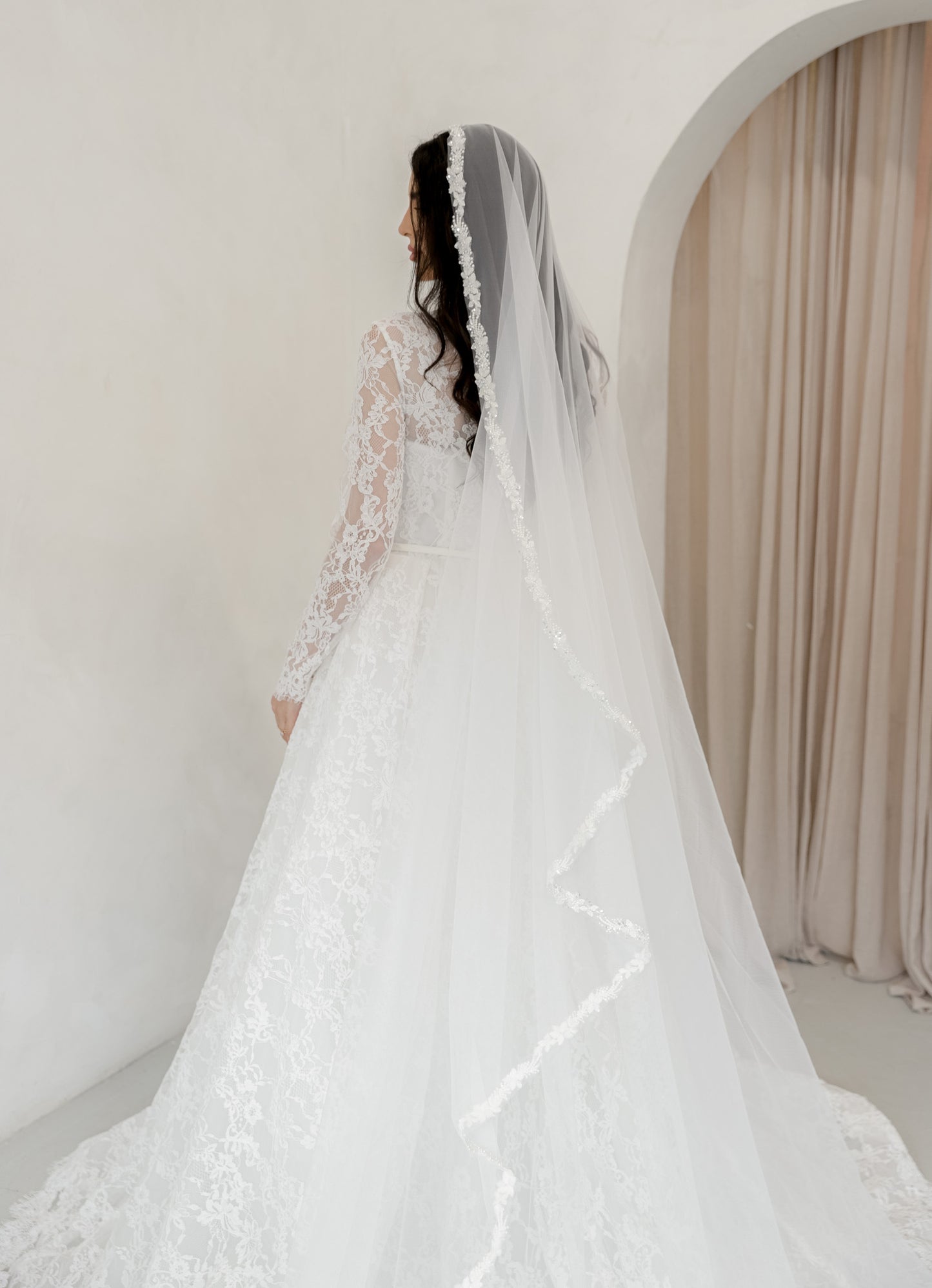 Taya Veil