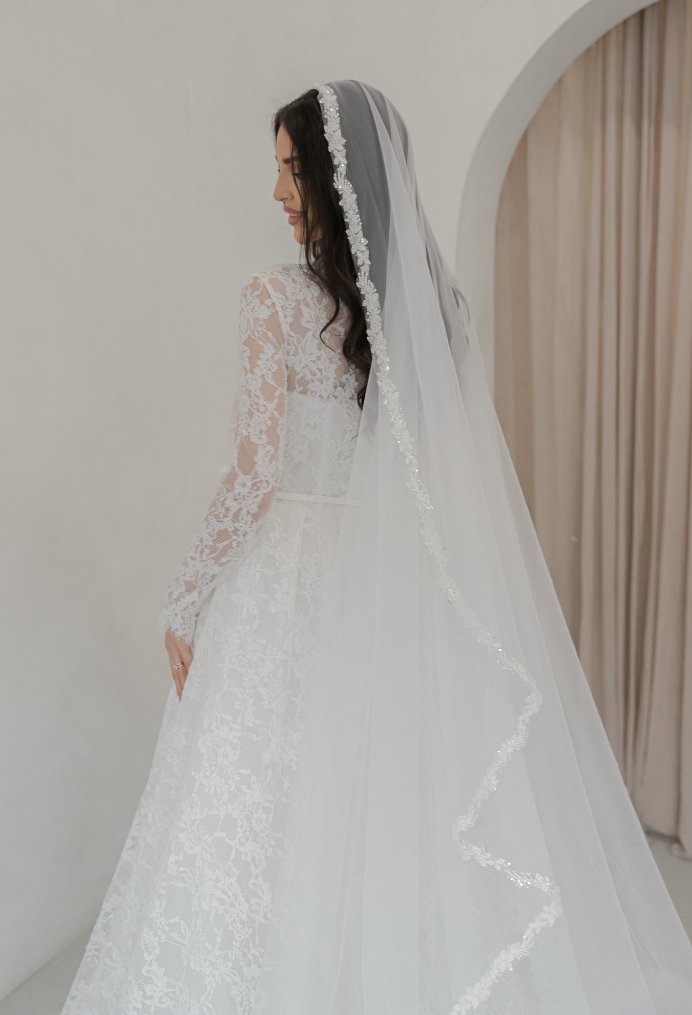 Taya Veil
