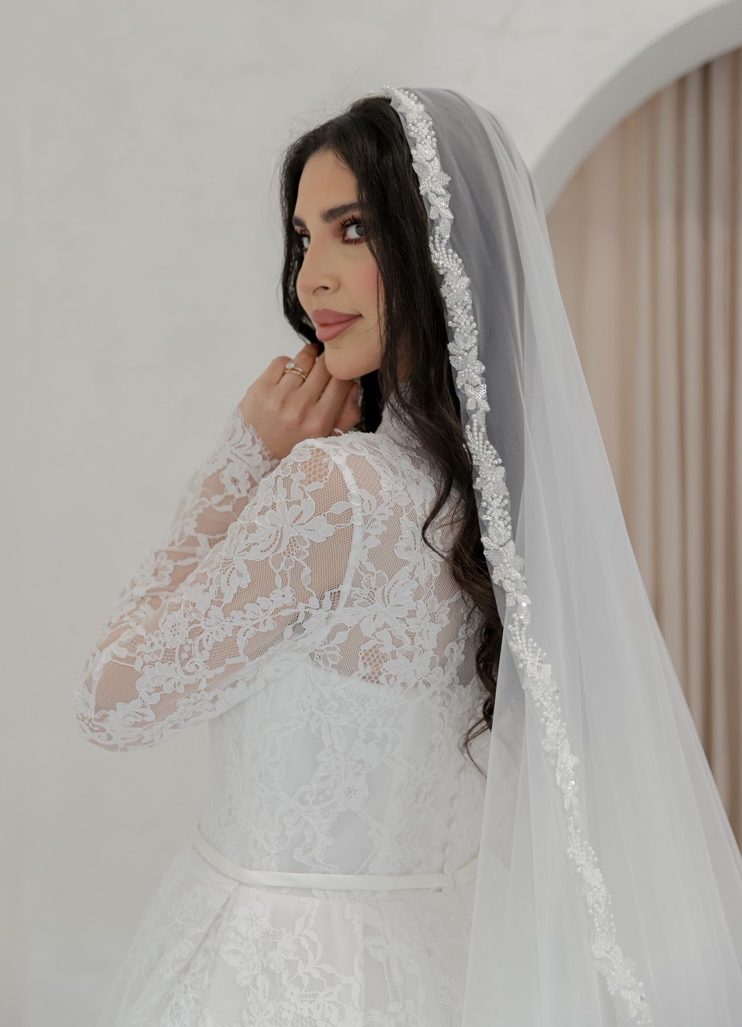 Taya Veil