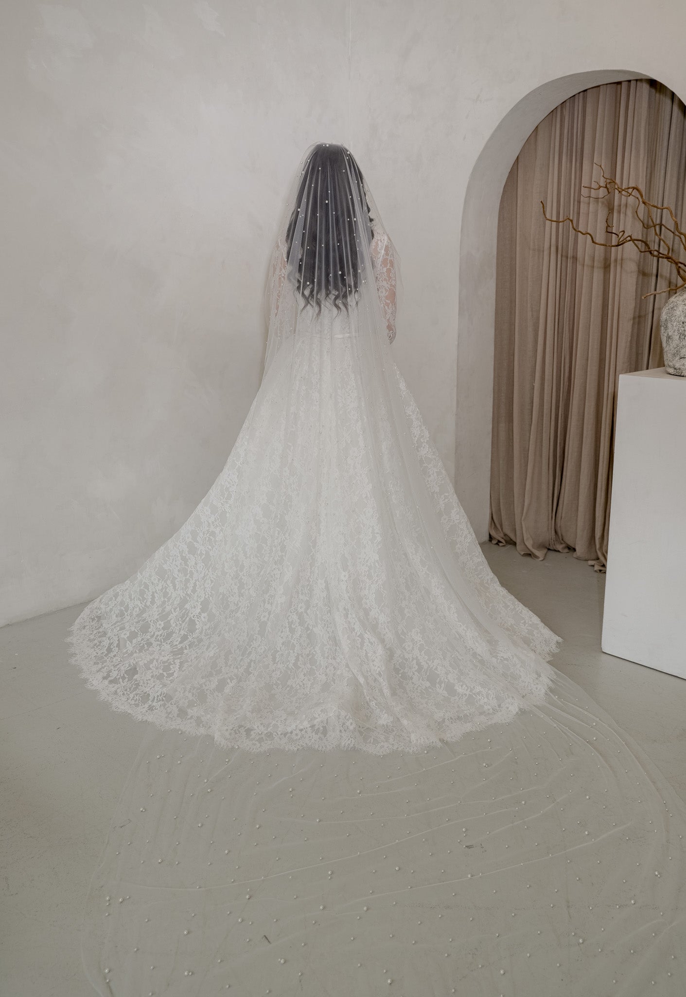 Pearl Scatter Veil