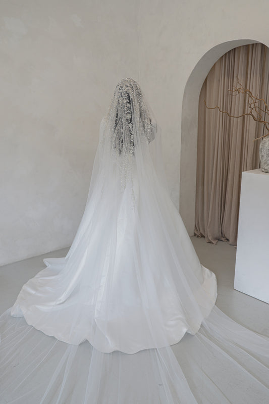 Eline beaded and pearl wedding Veil