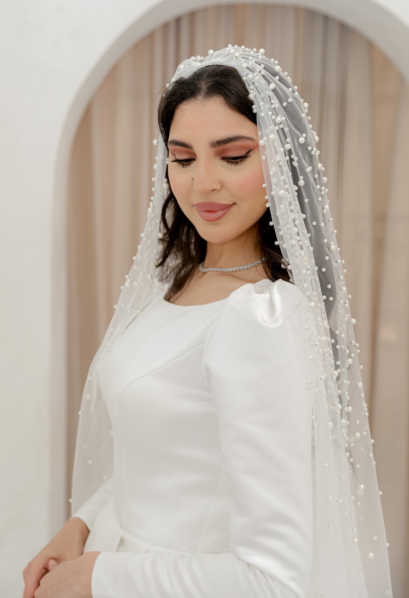 Heavy Pearl Veil