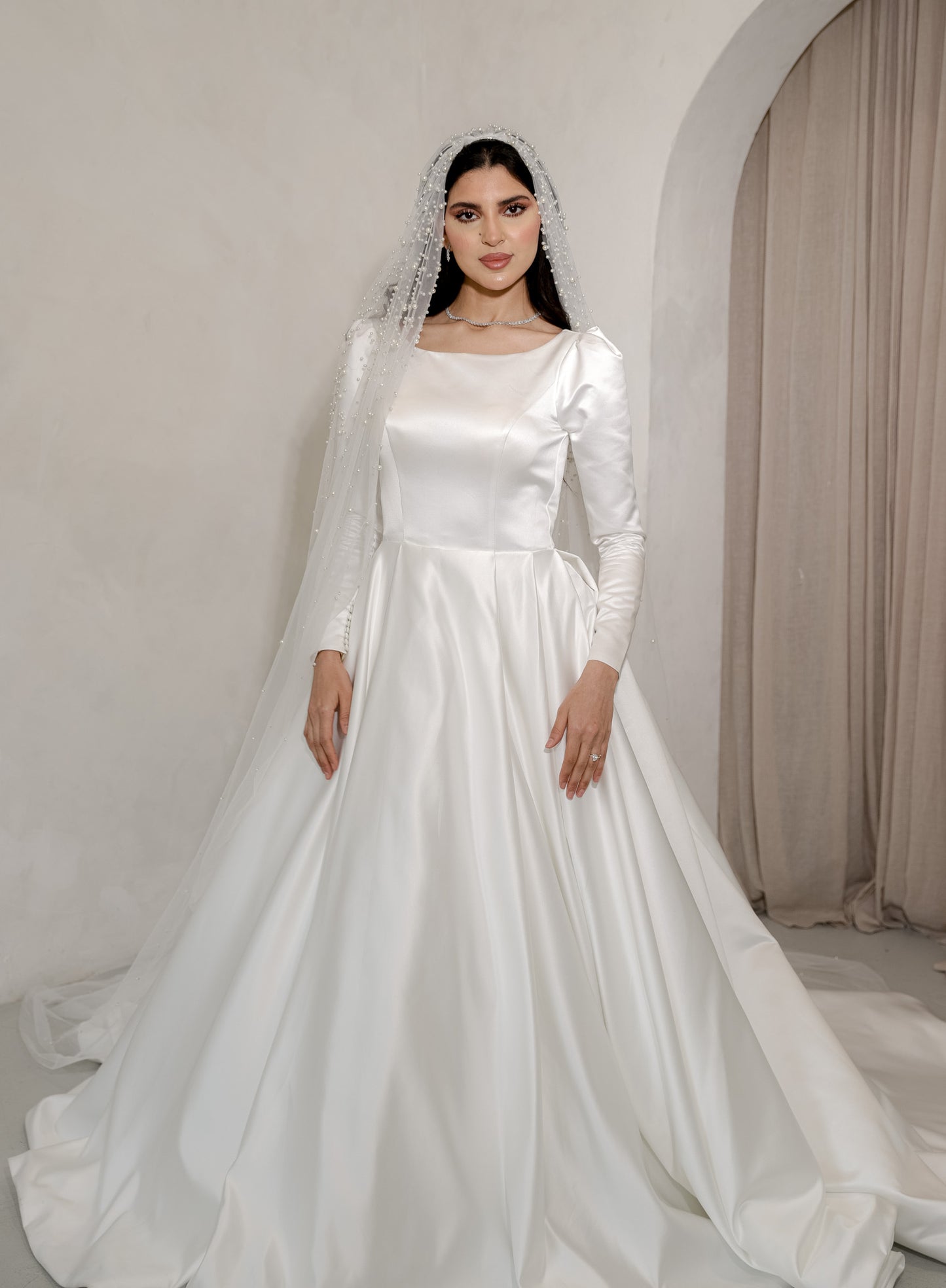 Heavy Pearl Veil