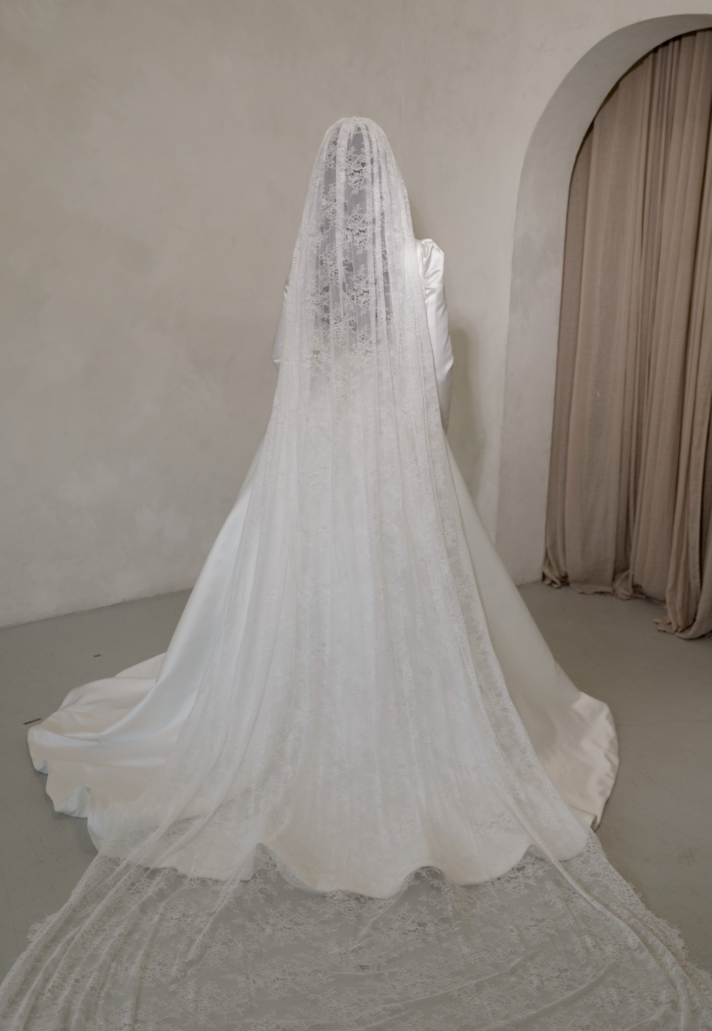 Lacey Veil