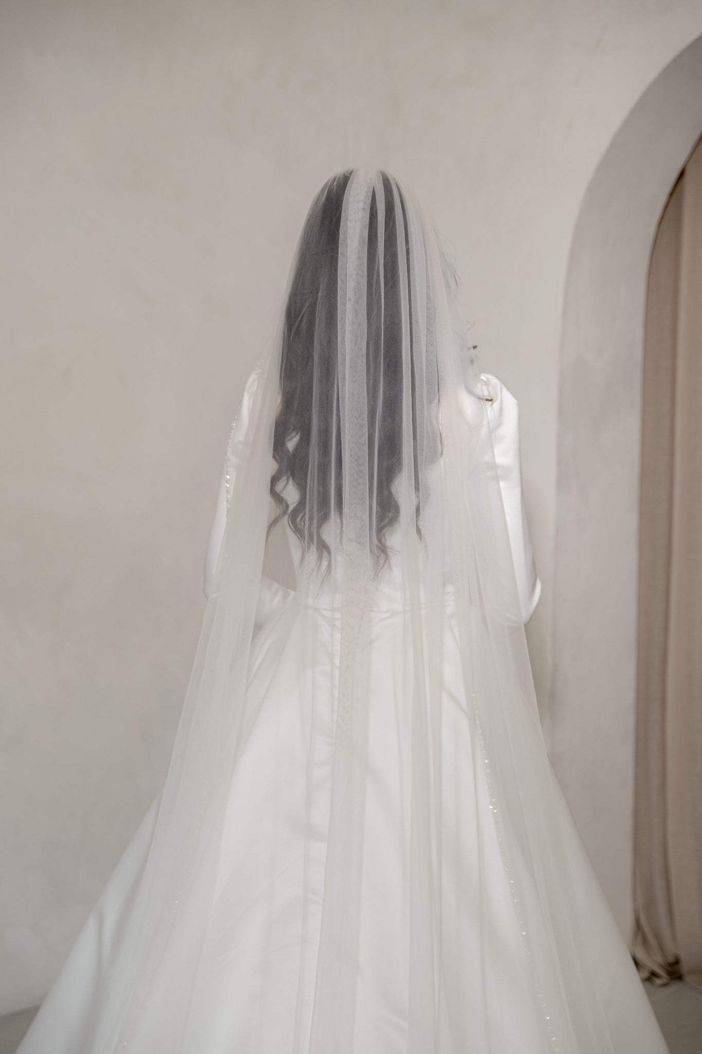 Crystal Border Veil