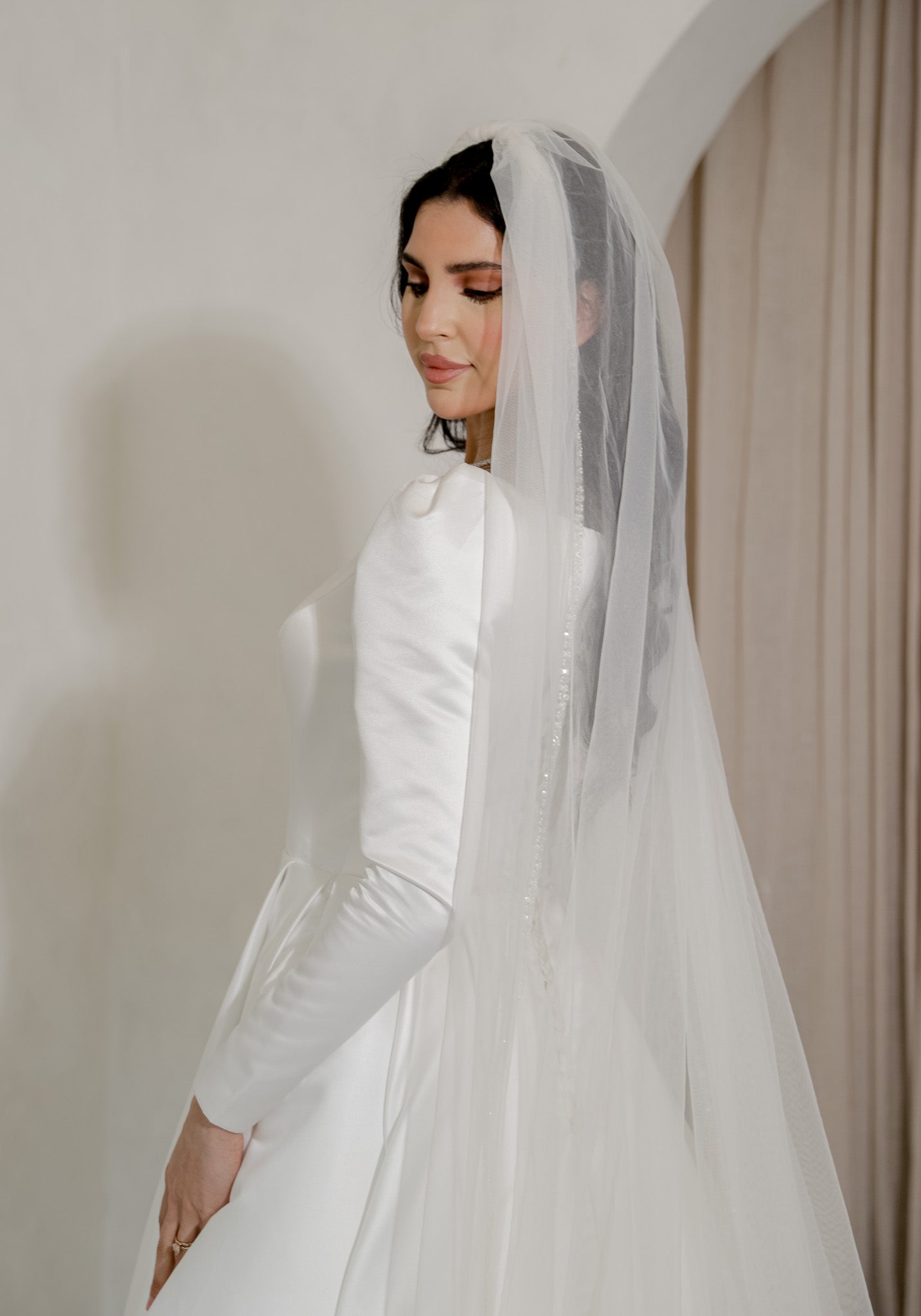 Crystal Border Veil
