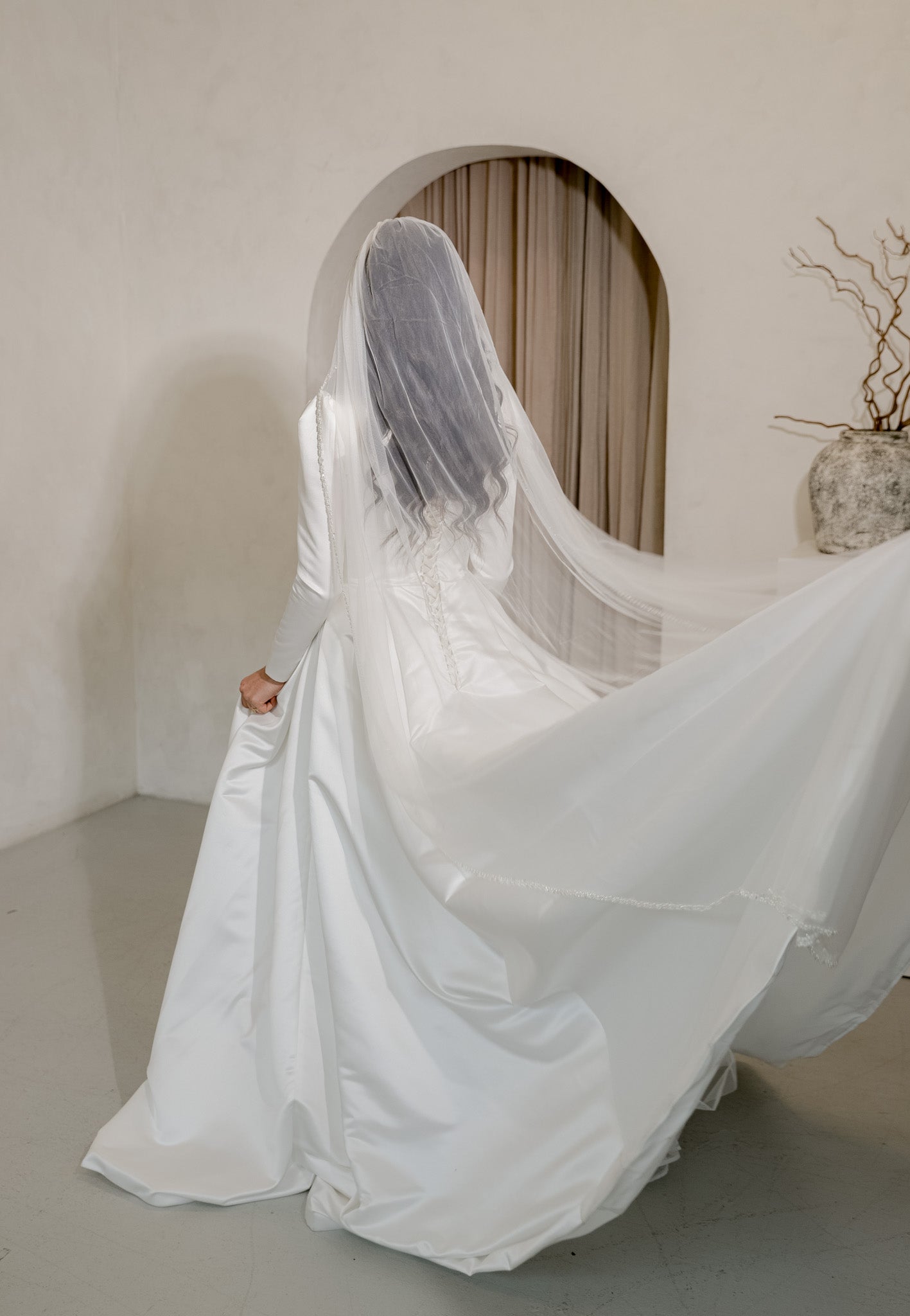Crystal Border Veil