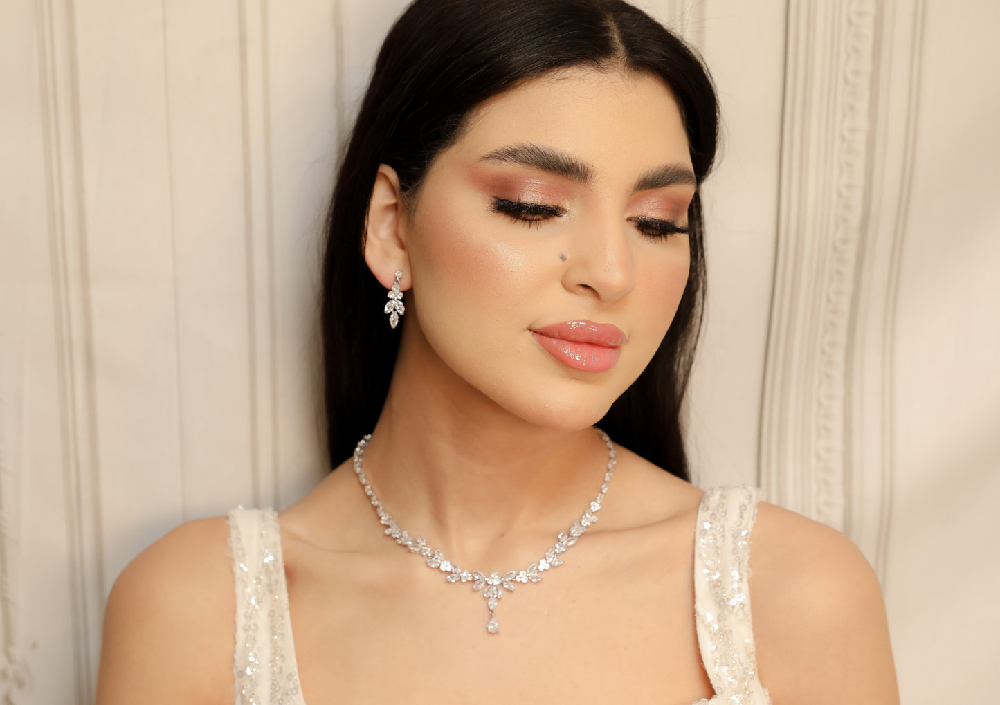 Nour Necklace and Earring set