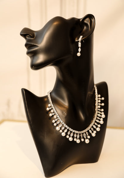 Perla Necklace and Earring set