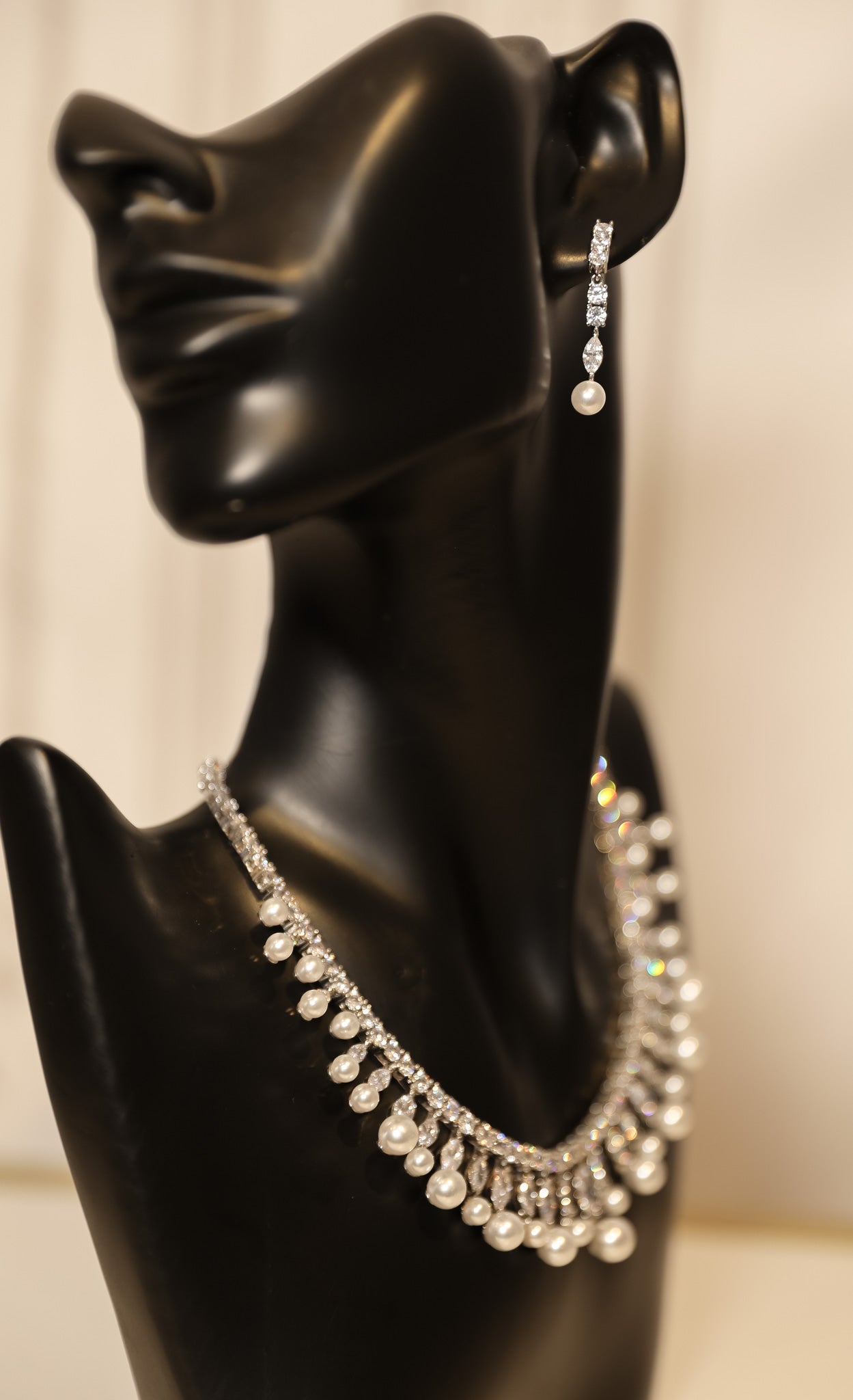 Perla Necklace and Earring set