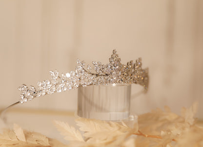 Gazelle diamond Crown Tiara hair accessories