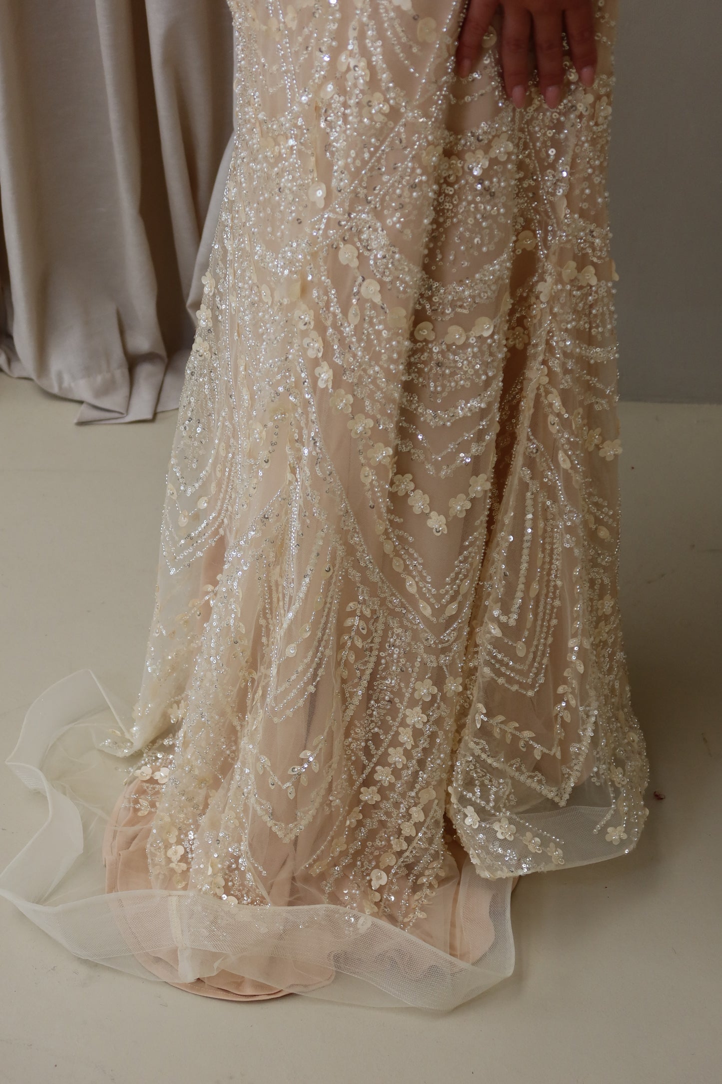 Daisy Mermaid Evening Maxi Dress with Feather sleeves