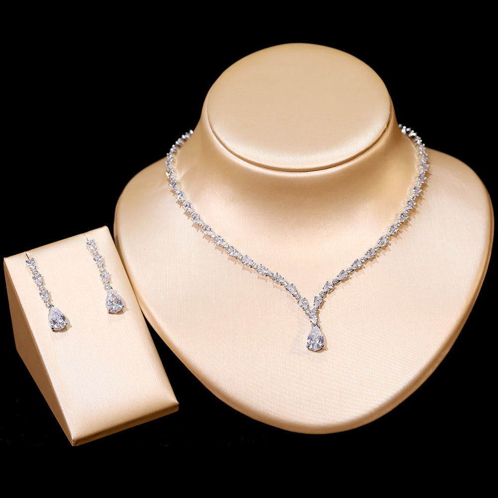 Dima Necklace and Earring set