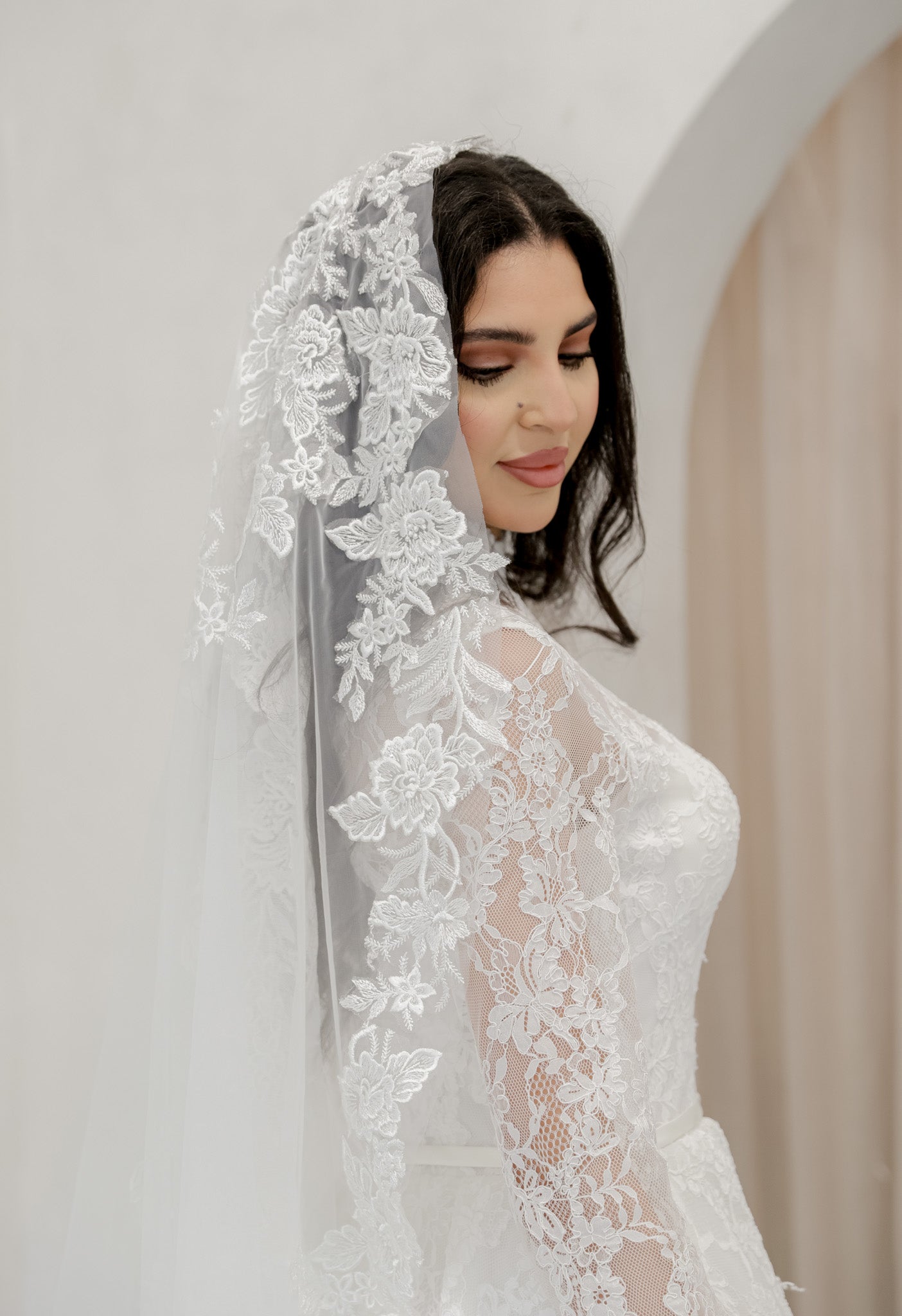 Hazal Veil