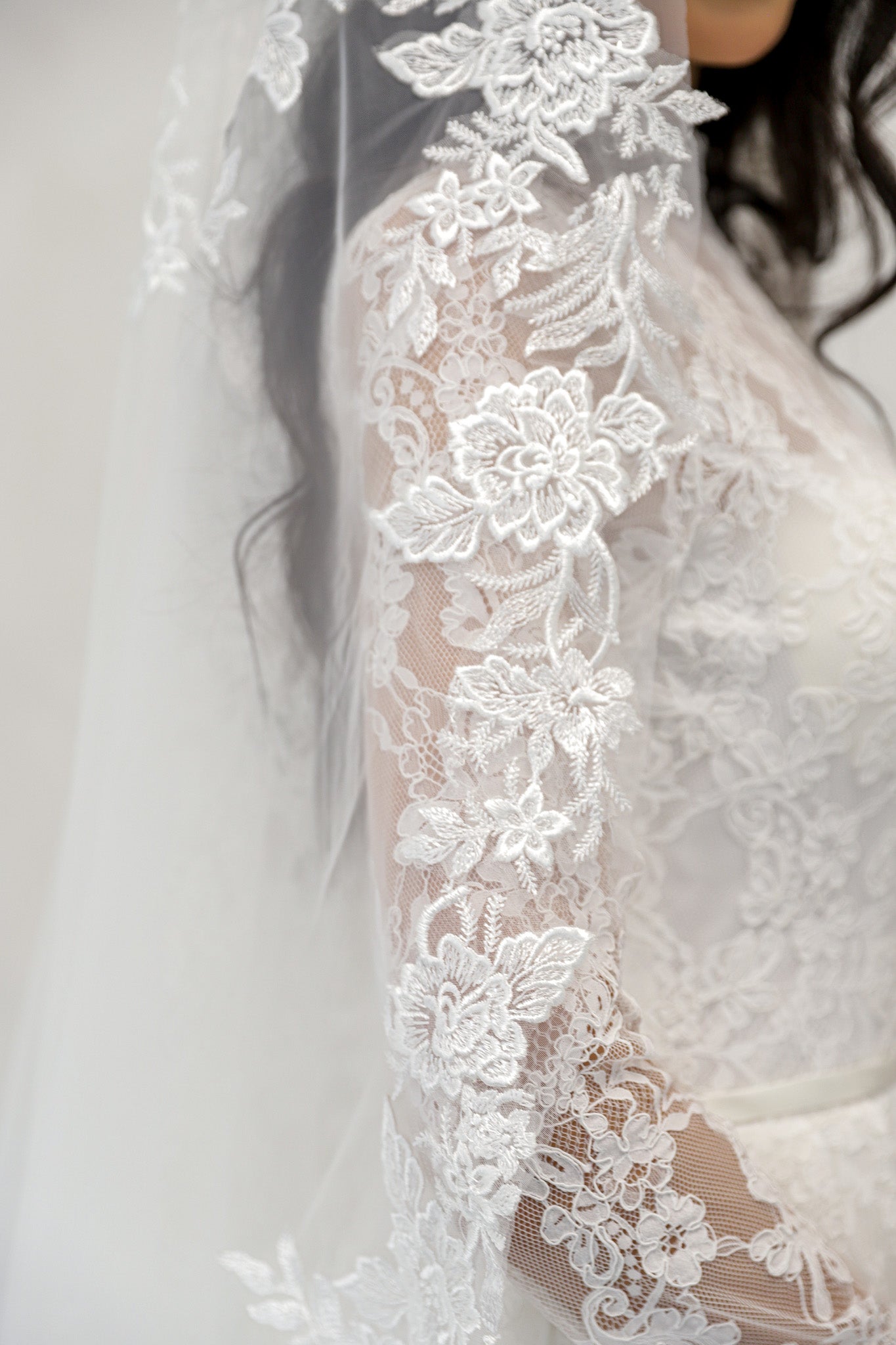 Hazal Veil