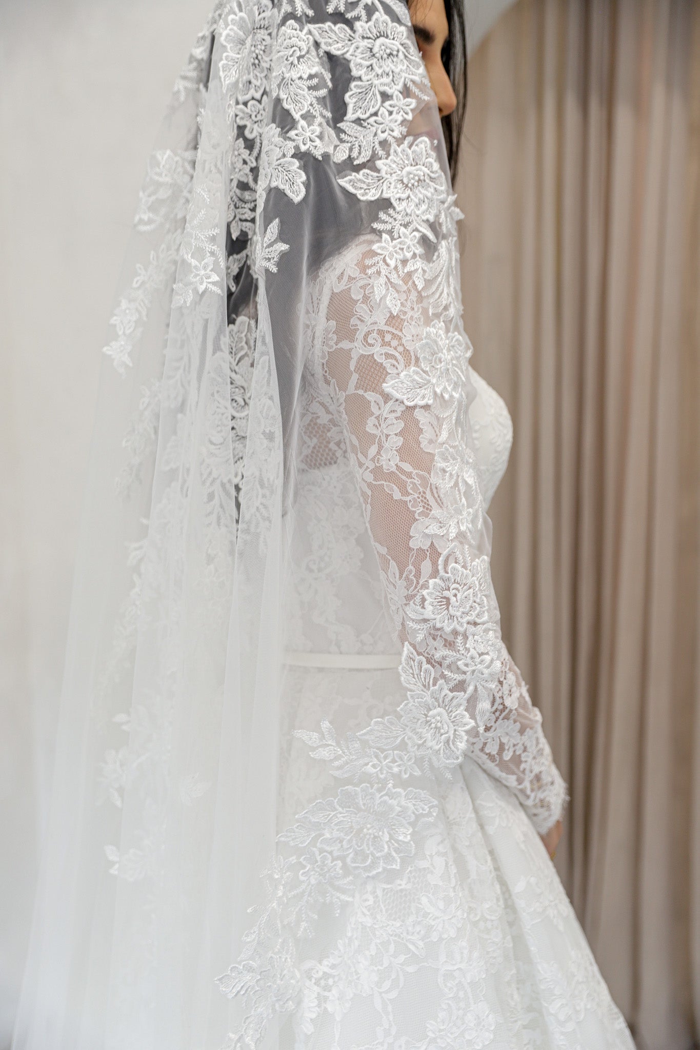 Hazal Veil