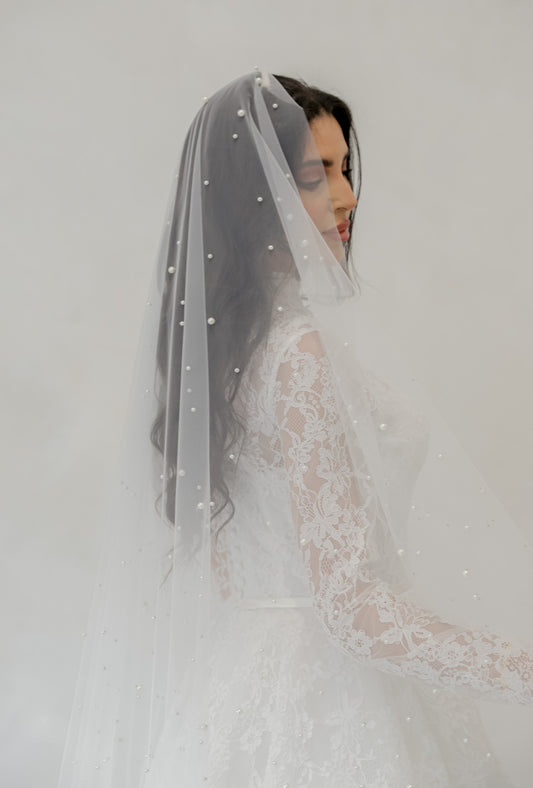 Pearl Scatter wedding Veil