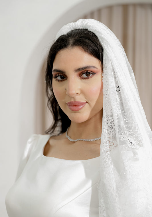 Chantilly Lace wedding veil
