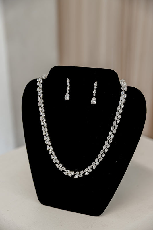 Laila Necklace and Earring Set