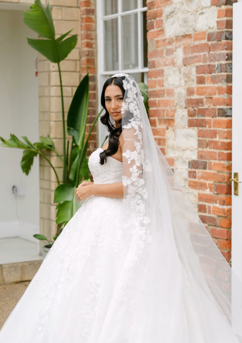 Fleur Floral applique white wedding veil