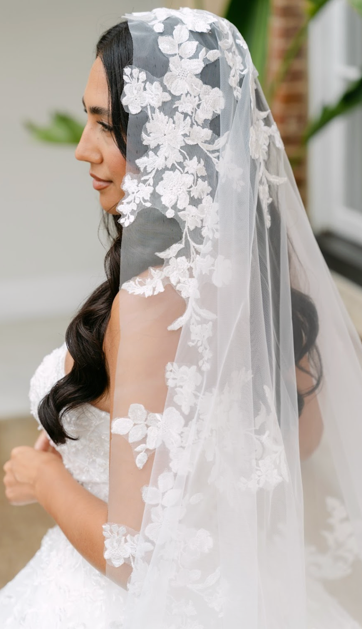 Fleur Floral applique white wedding veil