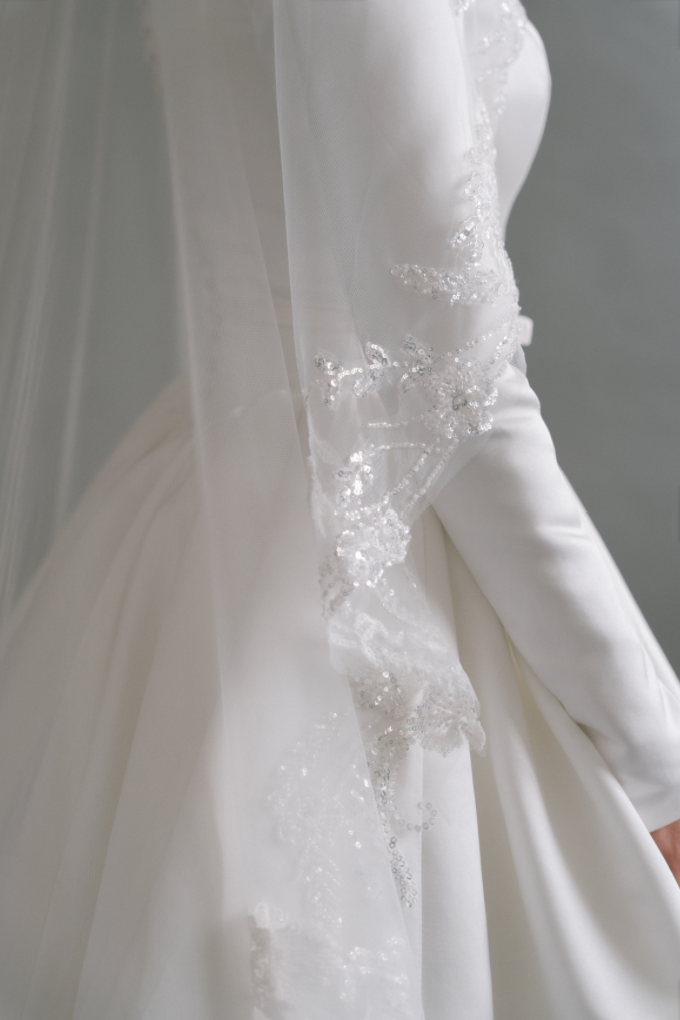 Dalin lace Border wedding Veil