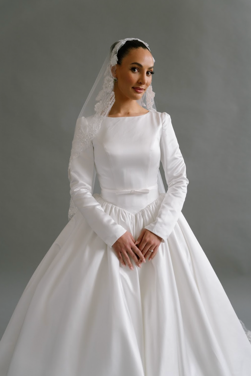 Dalin lace Border wedding Veil
