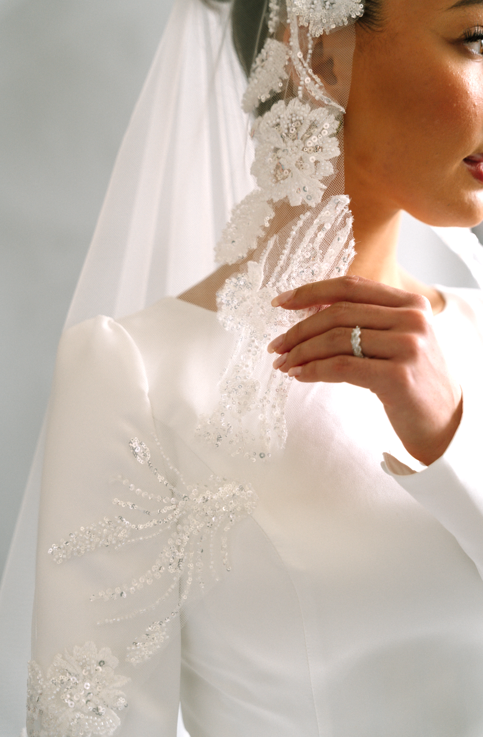 Dalin lace Border wedding Veil